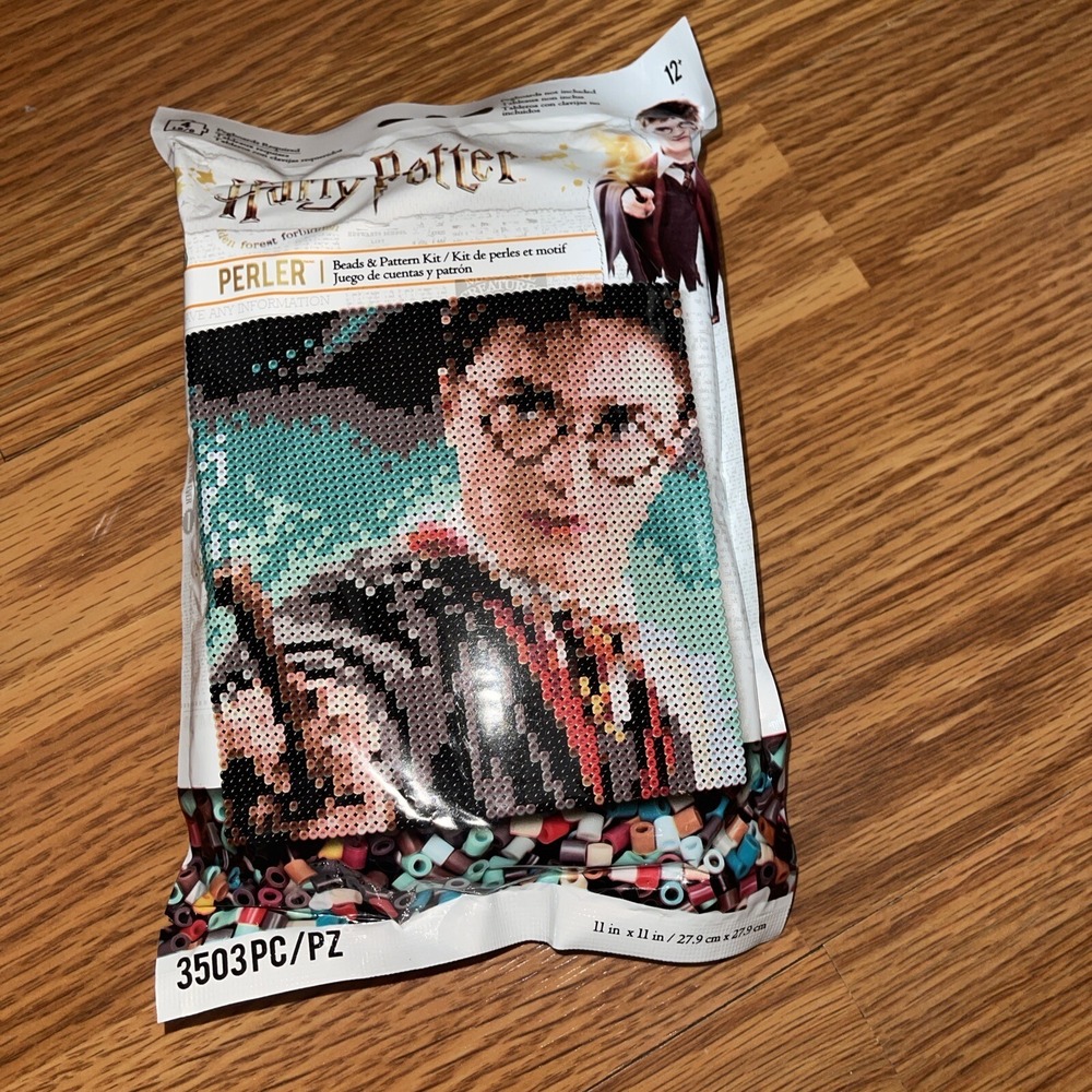 Perler 3503pc HARRY POTTER Beads & Pattern Kit 11"x11" Item #80-11138 NEW J2